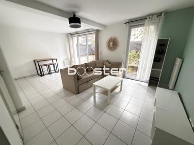 Appartement ancien - 33 m² - 1 pièce