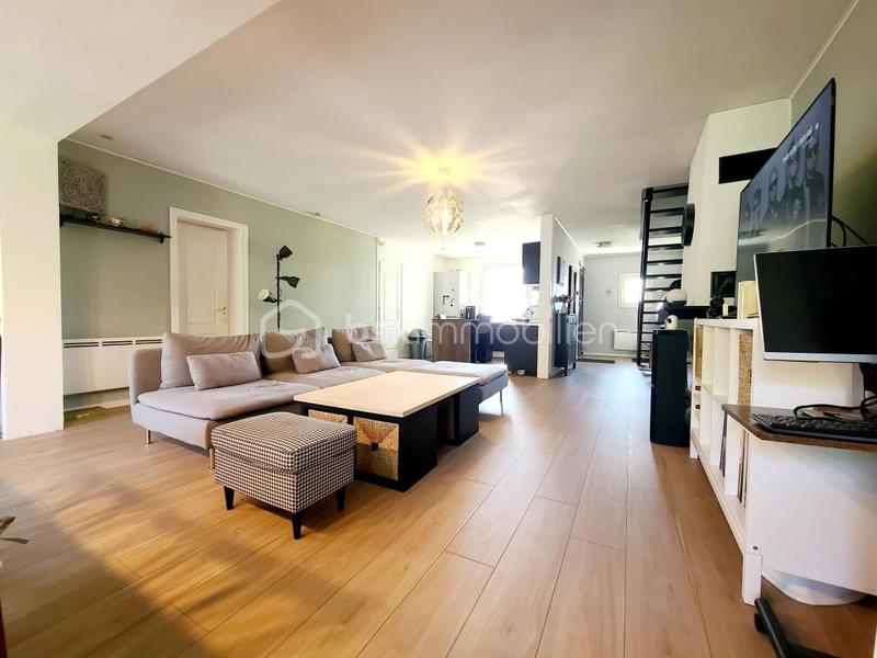 Maison - 127 m² - 6 pièces