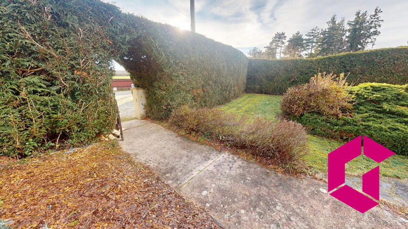 Maison traditionnelle - 243 m² - 5 pièces