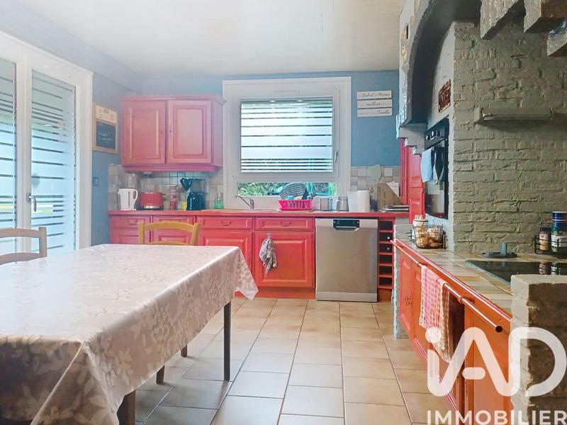 Maison - 98 m² - 4 pièces