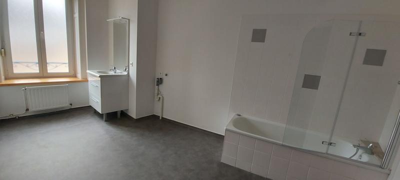 Appartement - 92 m² - 2 pièces