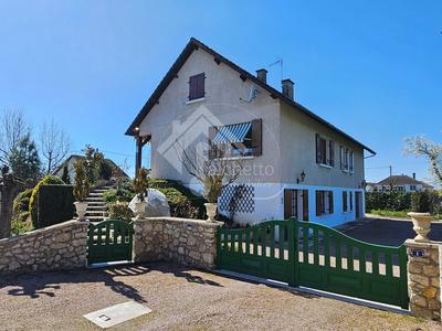 Maison - 164 m² - 6 pièces