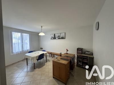 Maison - 200 m² - 8 pièces