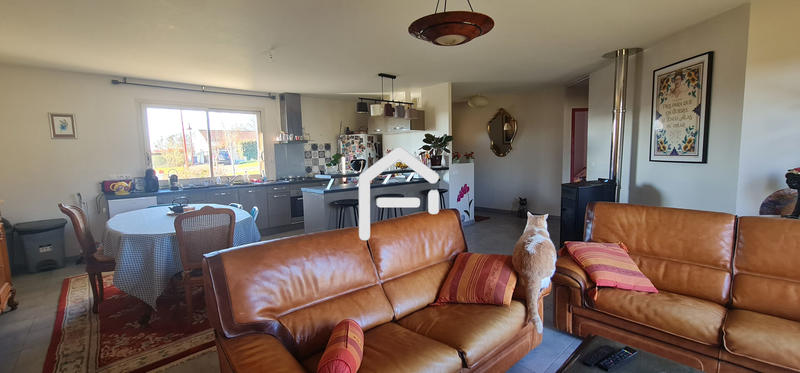 Maison - 104 m² - 5 pièces