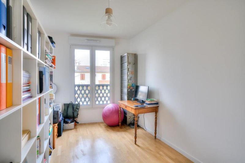 Appartement - 80 m² - 4 pièces