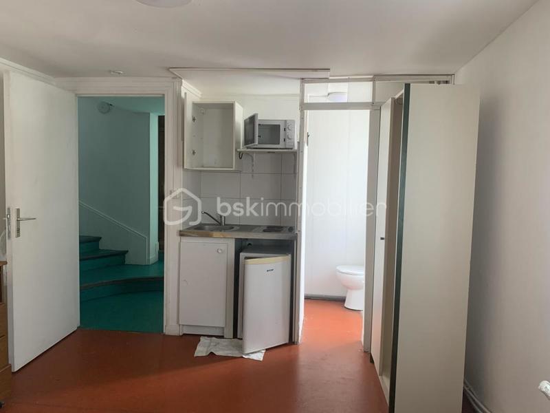 Immeuble - 214 m² - 12 pièces