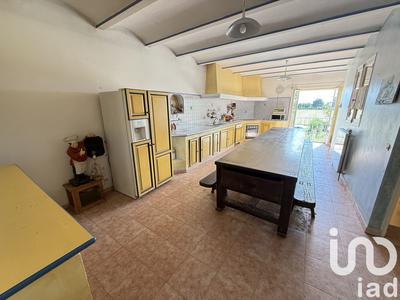 Maison - 330 m² - 14 pièces