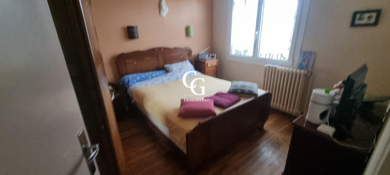 Maison traditionnelle - 96 m² - 7 pièces