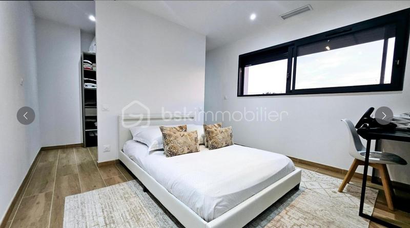 Maison - 166 m² - 5 pièces