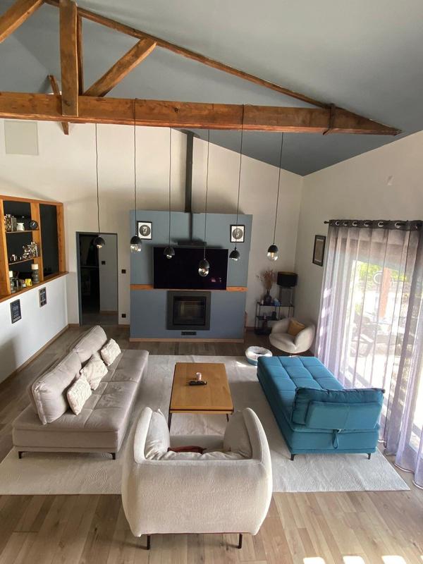 Maison contemporaine - 240 m² - 8 pièces