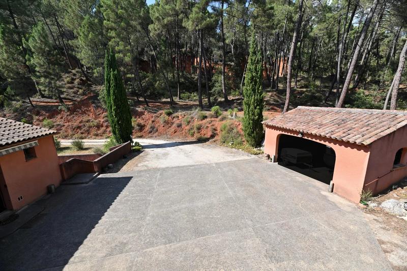 Maison - 232 m² - 6 pièces