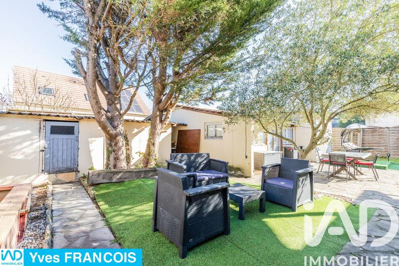 Maison - 98 m² - 5 pièces