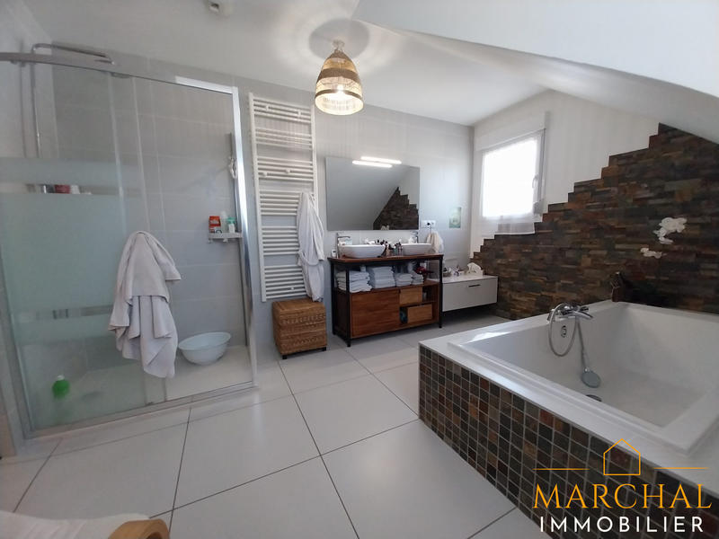 Maison - 160 m² - 6 pièces