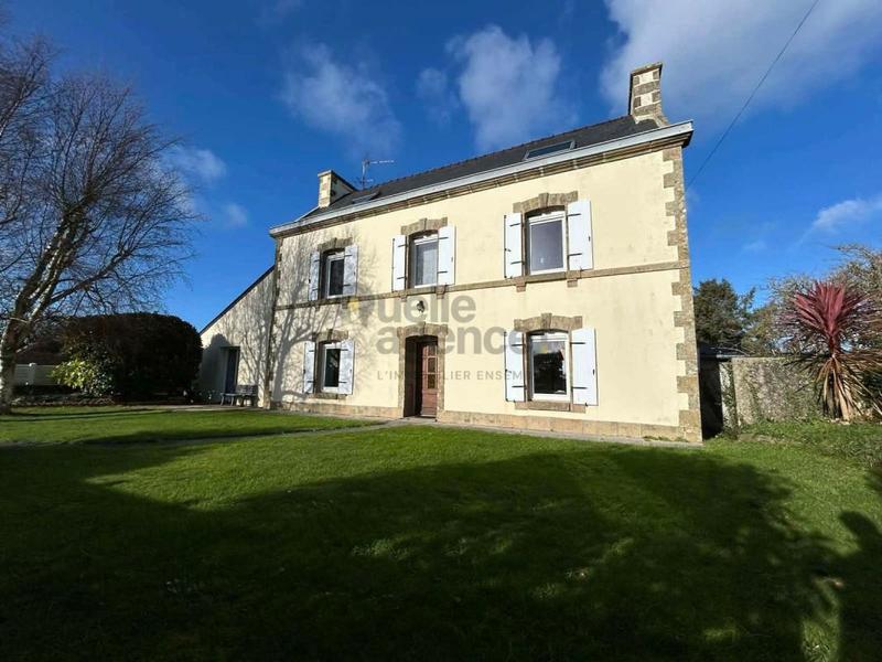 Maison - 183 m² - 7 pièces