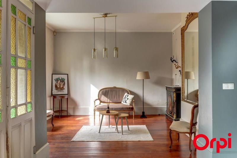 Villa - 235 m² - 7 pièces