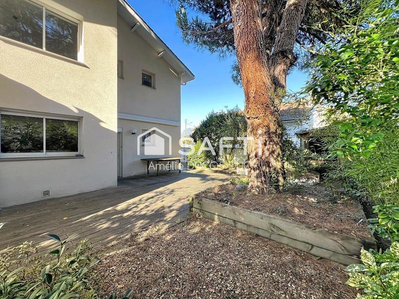 Maison - 150 m² - 6 pièces