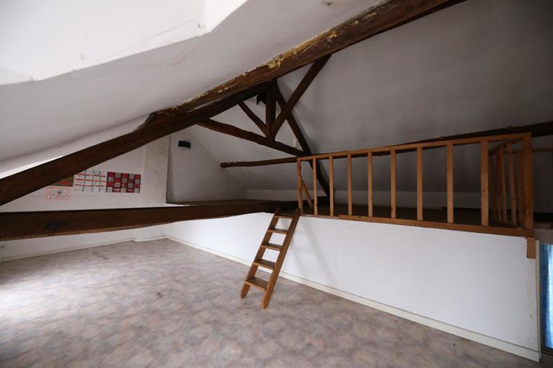 Maison - 104 m² - 4 pièces