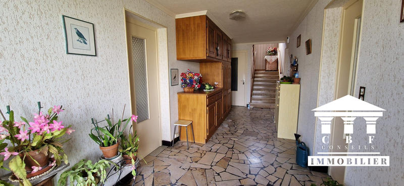 Maison traditionnelle - 99 m² - 5 pièces