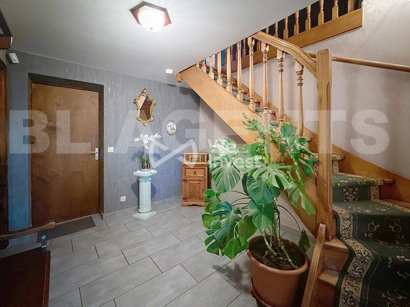 Maison - 132 m² - 9 pièces