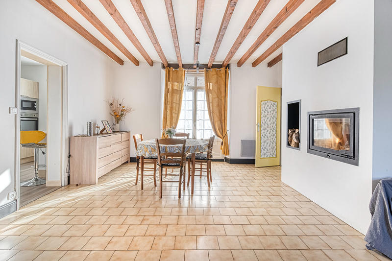 Maison - 175 m² - 8 pièces