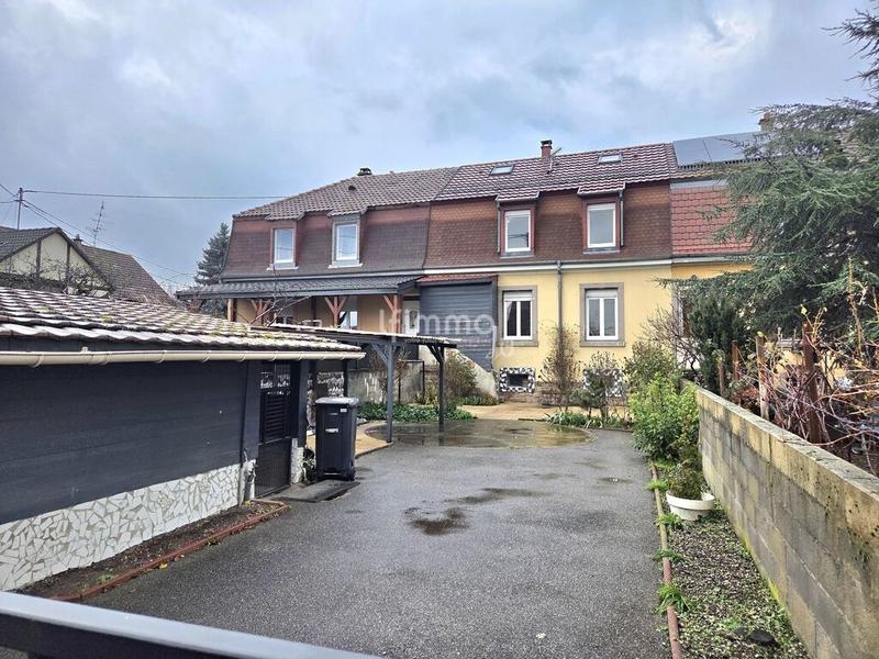 Maison - 102 m² - 5 pièces