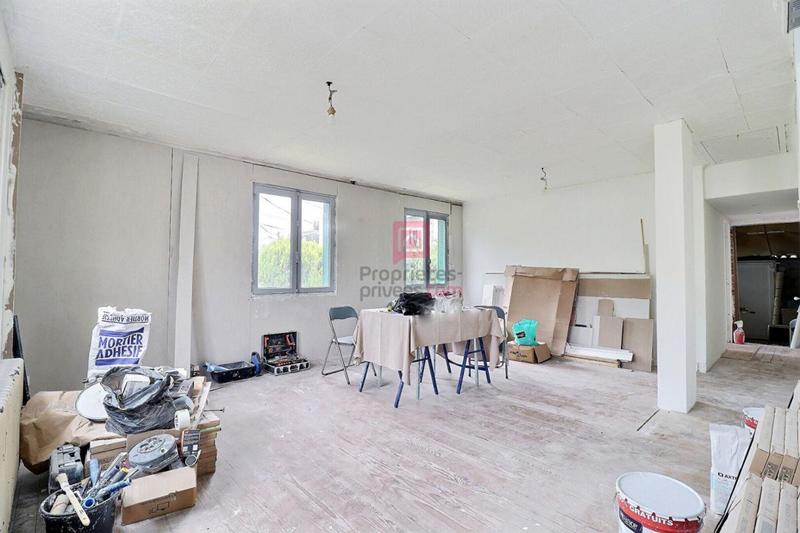 Maison - 92 m² - 4 pièces