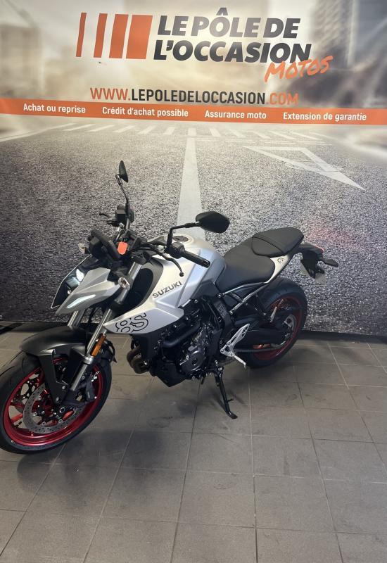 Suzuki Gsx-8s 800