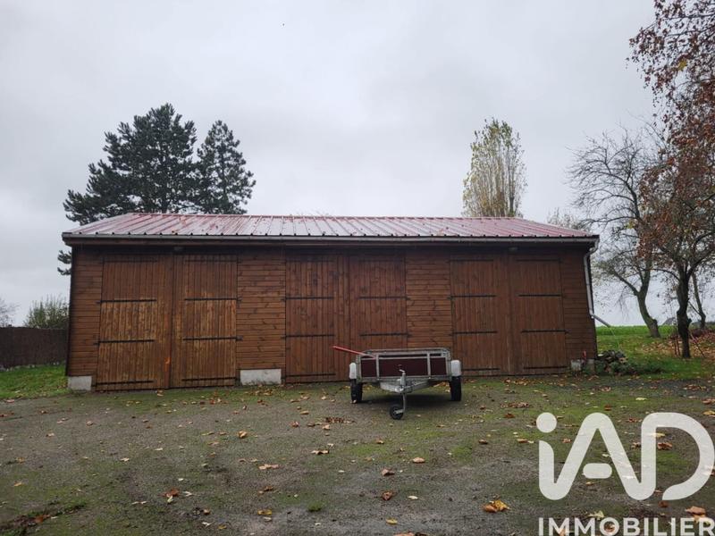 Maison - 220 m² - 8 pièces