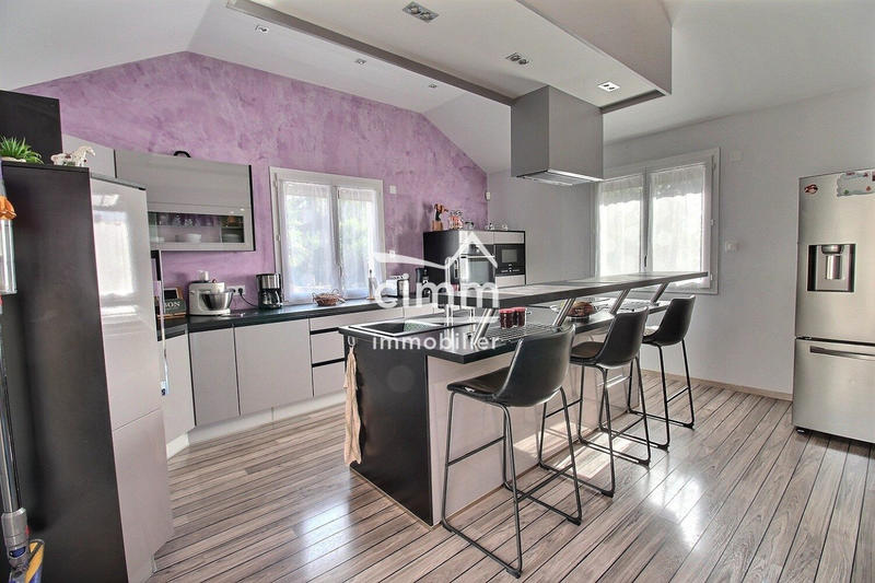 Villa - 140 m² - 4 pièces