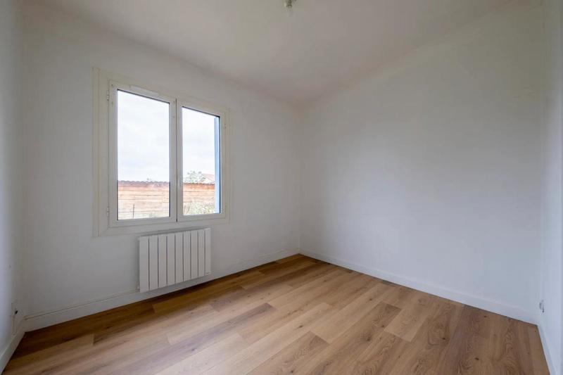 Maison - 92 m² - 4 pièces