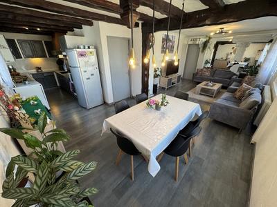 Maison - 140 m² - 7 pièces