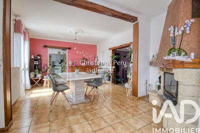 Maison - 104 m² - 5 pièces
