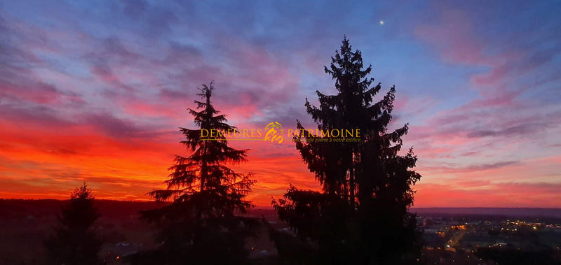 Maison - 96 m² - 4 pièces