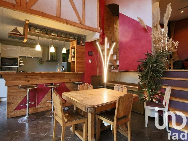 Maison - 109 m² - 6 pièces