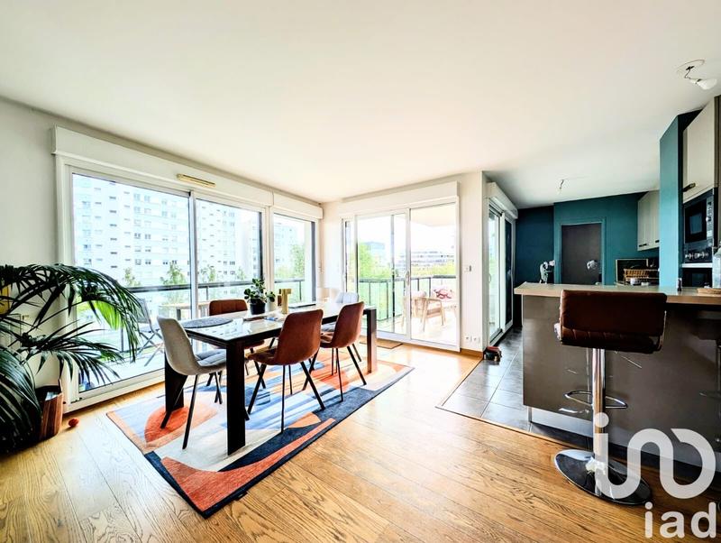 Appartement - 97 m² - 4 pièces