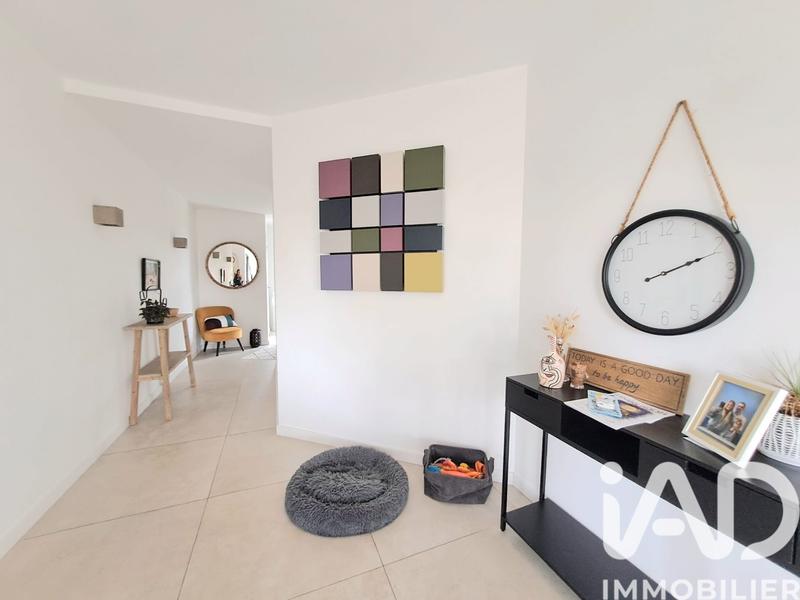 Maison - 203 m² - 2 pièces