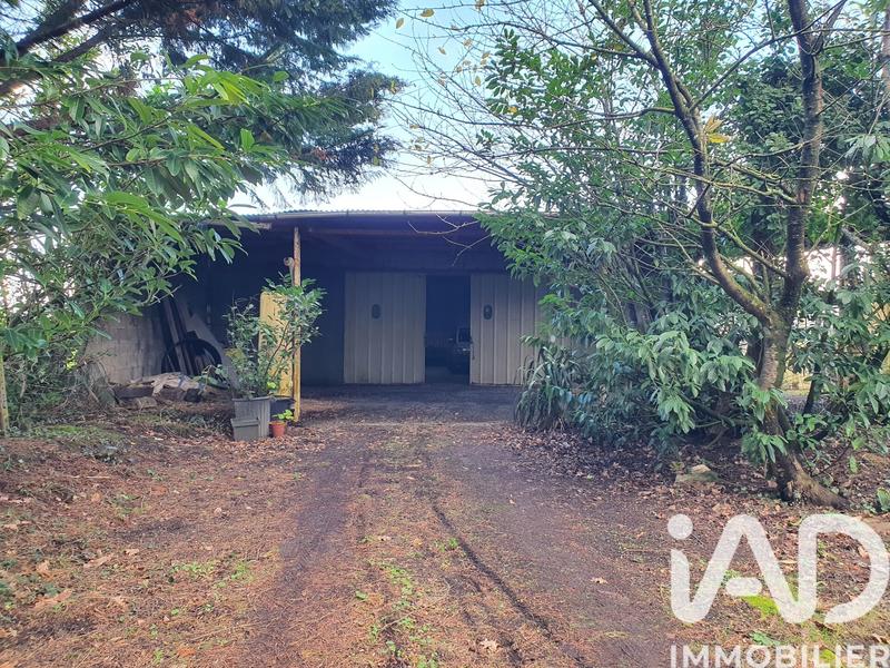 Maison - 255 m² - 12 pièces