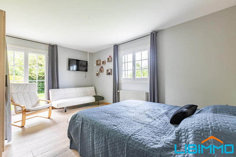 Maison - 257 m² - 8 pièces