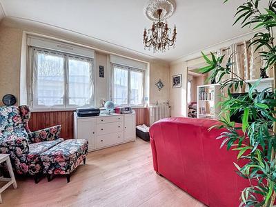 Maison - 87 m² - 4 pièces