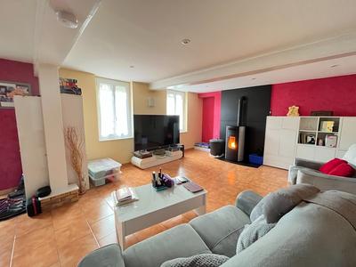 Maison - 122 m² - 6 pièces