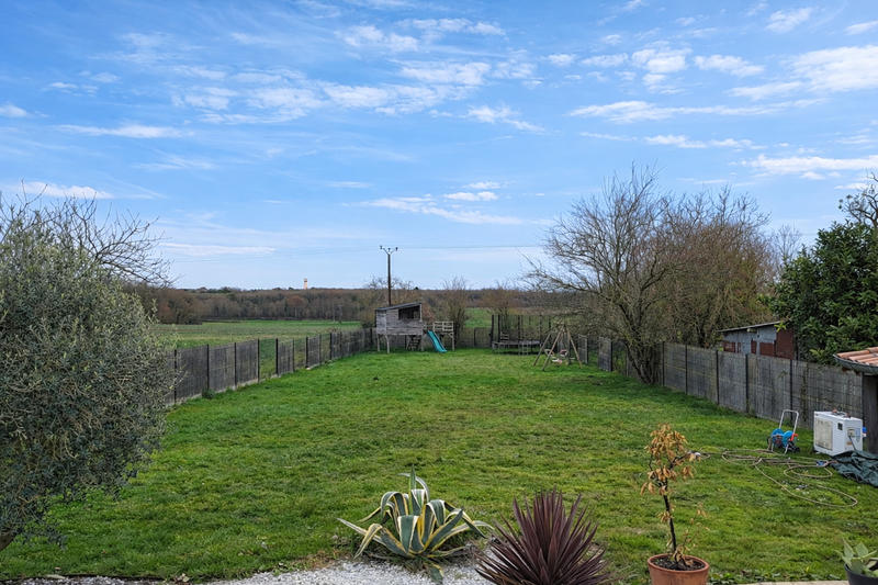 Maison - 255 m² - 7 pièces