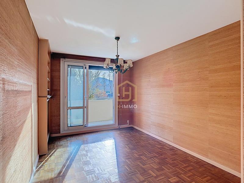 Appartement - 98 m² - 5 pièces