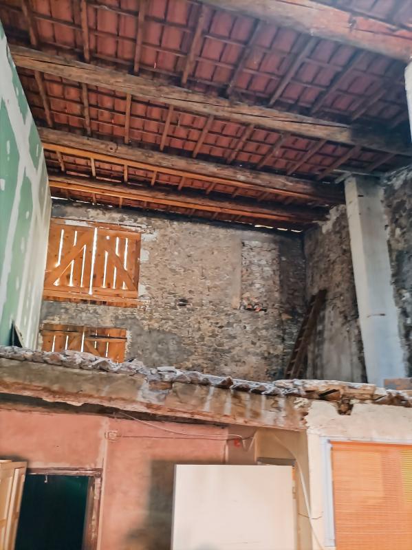 Studio - 89 m² - 3 pièces