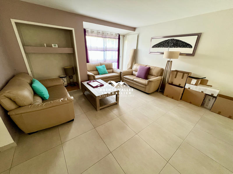 Maison - 137 m² - 8 pièces