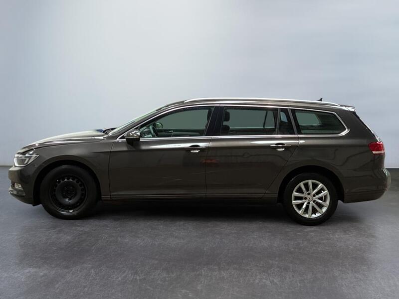 Volkswagen Passat Sw 2.0 Tdi 150 Bmt Dsg6 Confortline