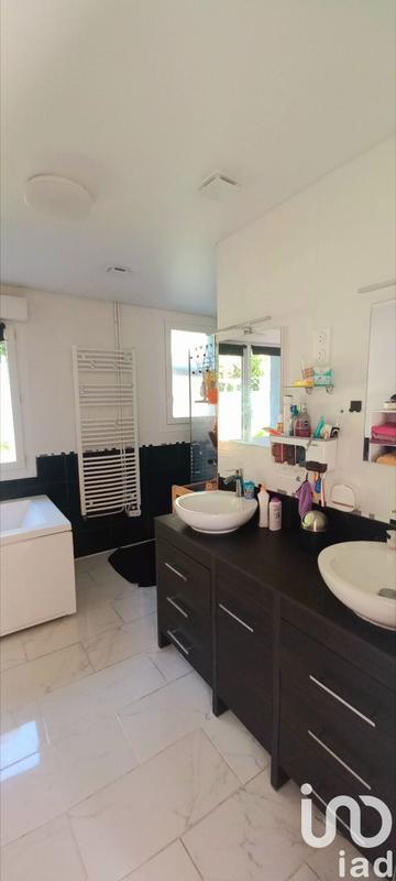 Maison - 128 m² - 6 pièces