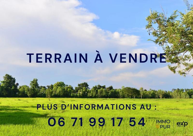 Terrain - 895 m²