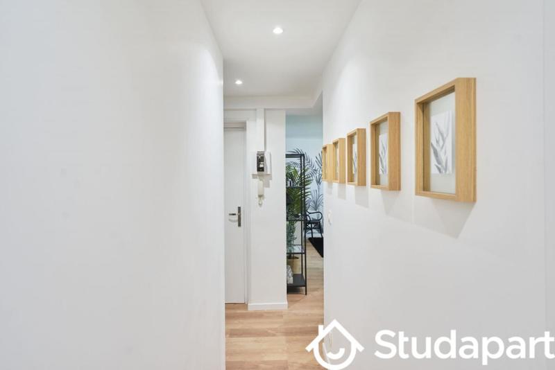 Chambre - 11 m² - 1 pièce