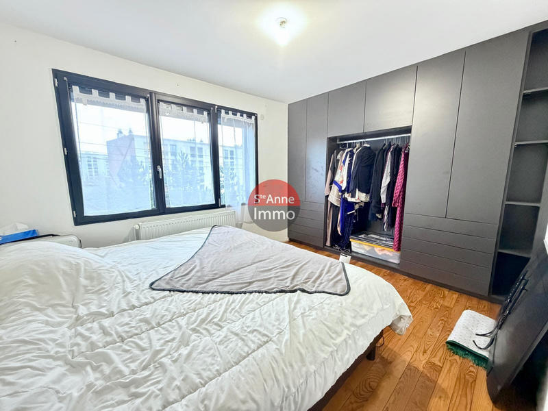 Maison - 138 m² - 5 pièces