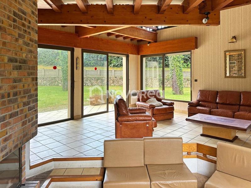 Maison - 190 m² - 6 pièces